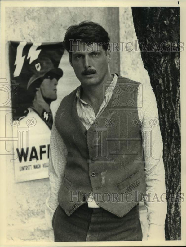 1988 Press Photo Christopher Reeve in The Great Escape II: The Untold ...