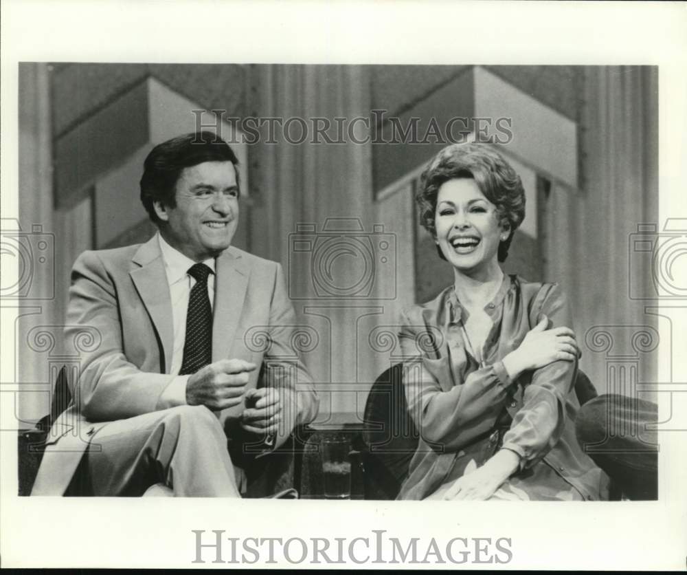 Press Photo Unidentified actress appearing on a TV Talk Show - sap61396- Historic Images