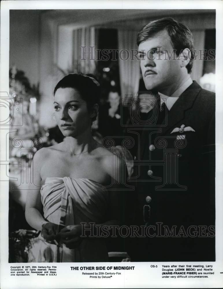 1977 Press Photo John Beck &amp; Marie-France Pisier in &quot;The Other Side of Midnight&quot;- Historic Images