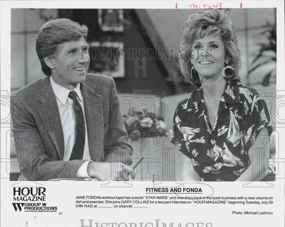 1987 Press Photo Gary Collins of "Hour Magazine" interviewing Jane Fonda