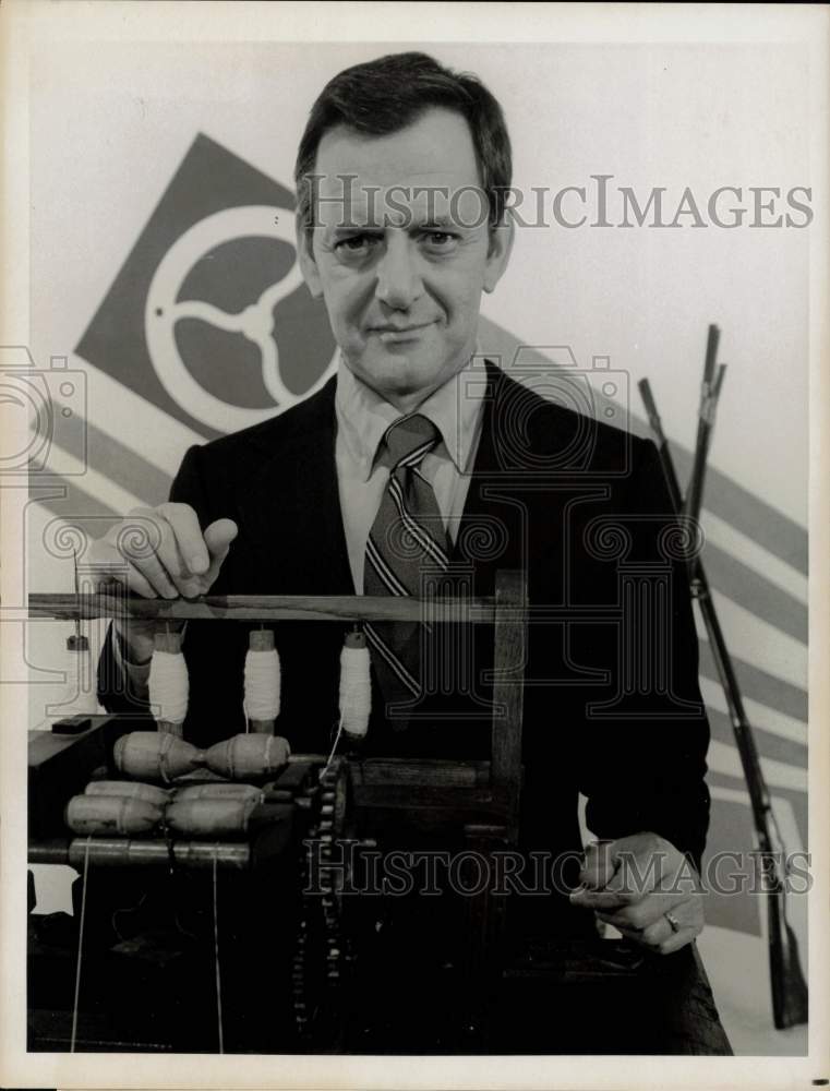 1976 Press Photo Tony Randall in "The Second Revolution" on CBS - sap70952- Historic Images