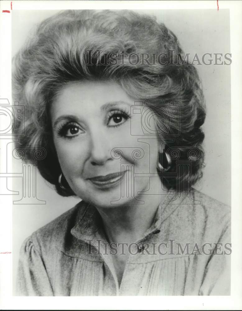 1986 Press Photo Opera Singer Beverly Sills - sap75827- Historic Images