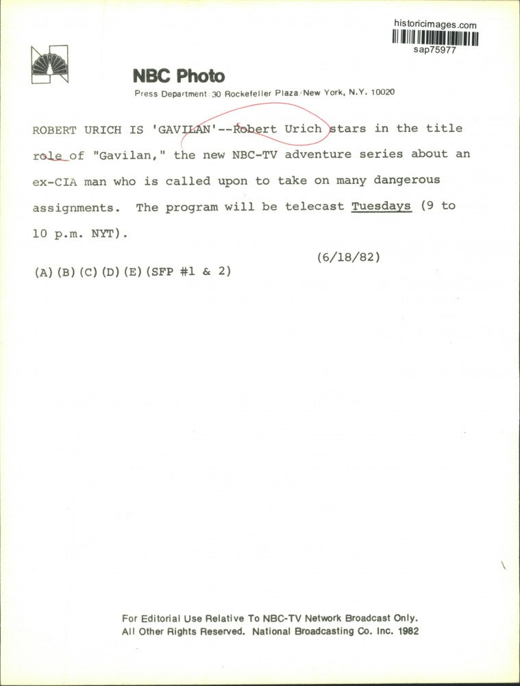 1982 Press Photo Actor Robert Urich in "Gavilan" TV Series - sap75977