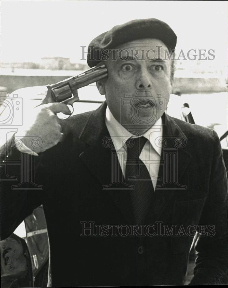 Press Photo Actor Herbert Lom starring in &quot;Revenge of the Pink Panther&quot;- Historic Images