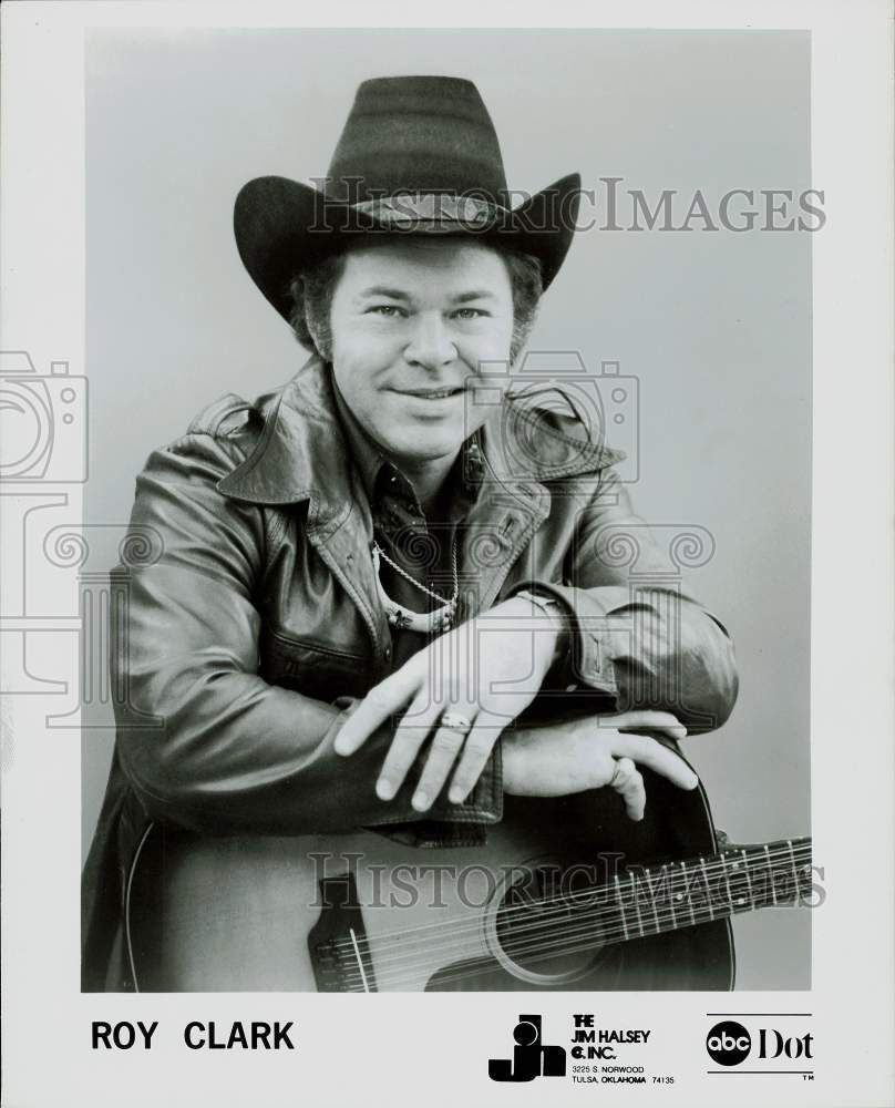 Press Photo Singer Roy Clark - sap78067- Historic Images