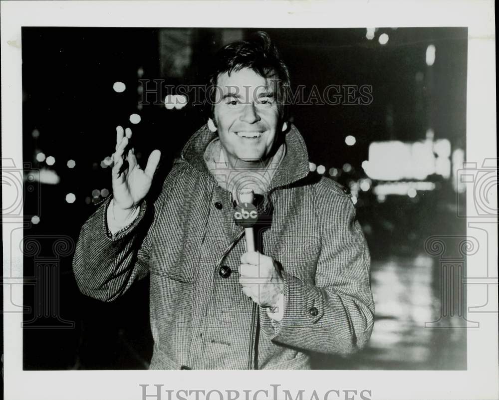 1982 Press Photo TV Host Dick Clark - sap78192- Historic Images