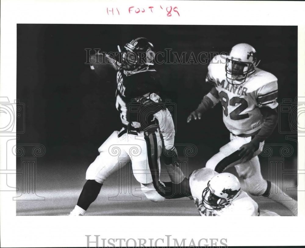 1989 Press Photo Schulenberg and Manor play a high school football playoff game- Historic Images