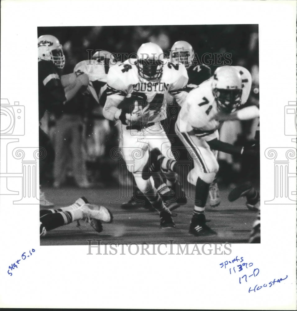1990 Press Photo Sam Houston football running back Andre Johnson vs. Burbank- Historic Images