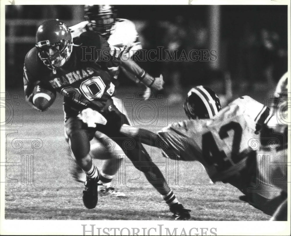 1990 Press Photo MacArthur and Churchill play a high school football game- Historic Images