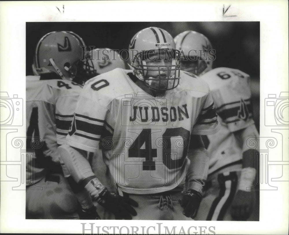 1993 Press Photo Judson and Aldine Eisenhower play football in the Astrodome- Historic Images