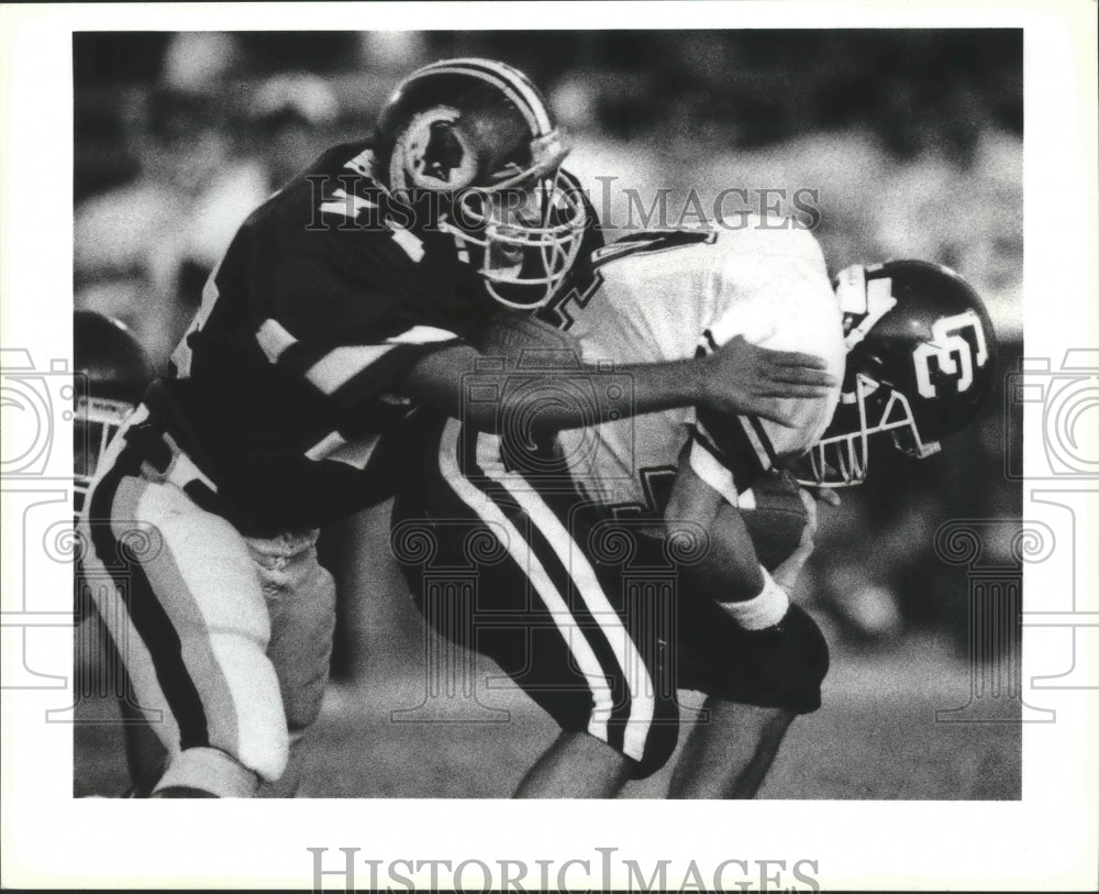 1991 Press Photo Harlandale and Central Catholic clash in a prep football game- Historic Images