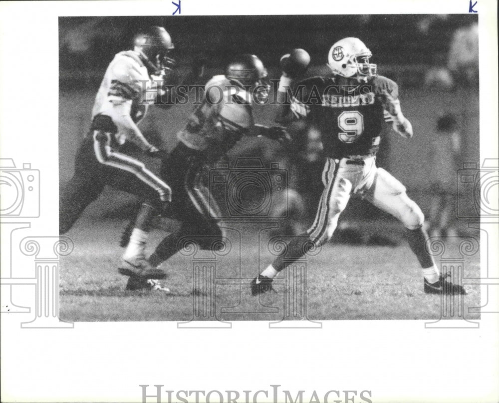 1991 Press Photo Tivy and Alamo Heights high schools play a football game- Historic Images