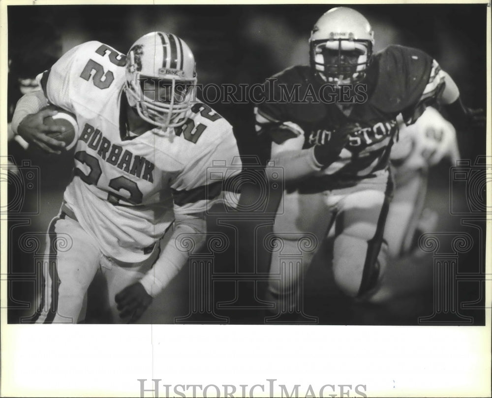 1985 Press Photo Burbank and Sam Houston tangle in a high school football game- Historic Images