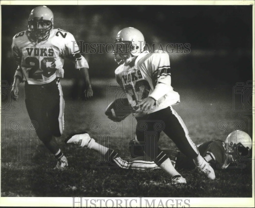 1985 Press Photo Lanier football players Humberto Neavez and Robert Rodriguez- Historic Images