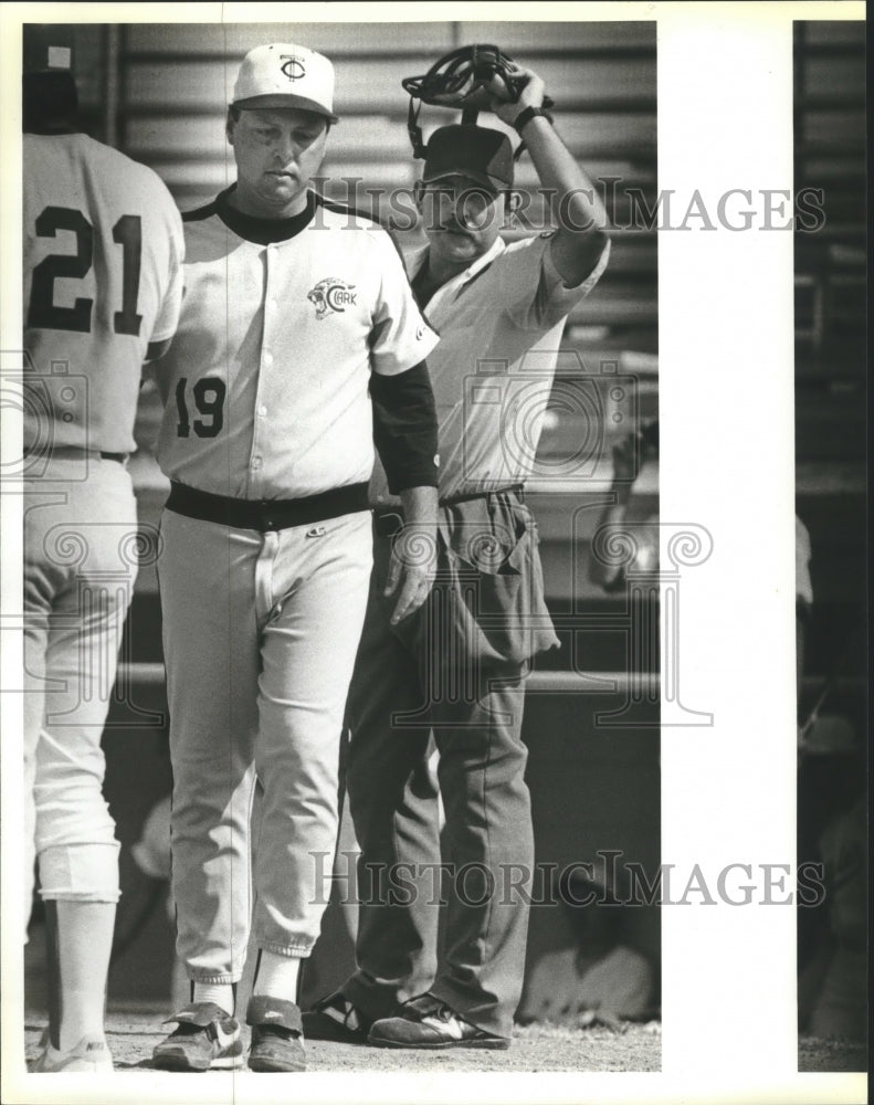 1986 Press Photo Clark High baseball coach Willie Fratzen - sas00859- Historic Images