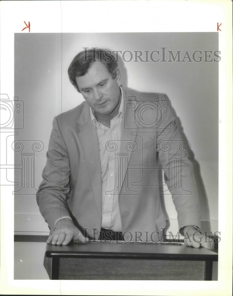 1989 Press Photo Fired Southwest Texas football coach John O'Hara - sas00945- Historic Images