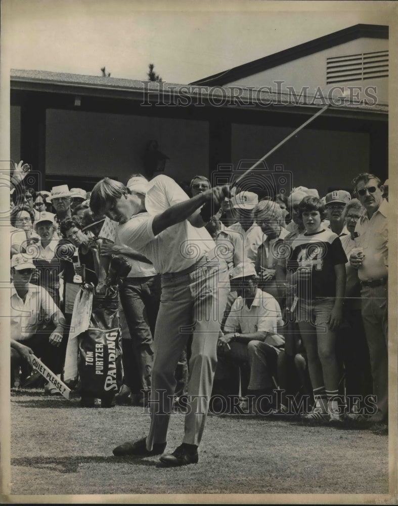 Press Photo Golfer Peter Oosterhuis tees off - sas01556- Historic Images