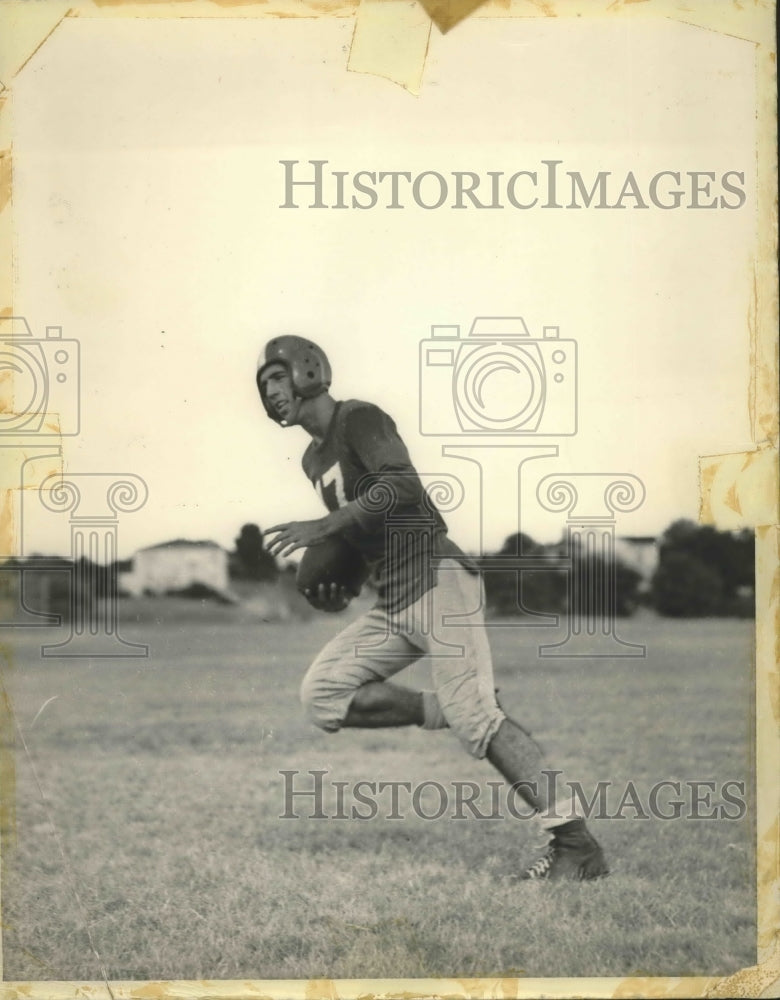 Press Photo Football player Louis Pantuso - sas01894- Historic Images