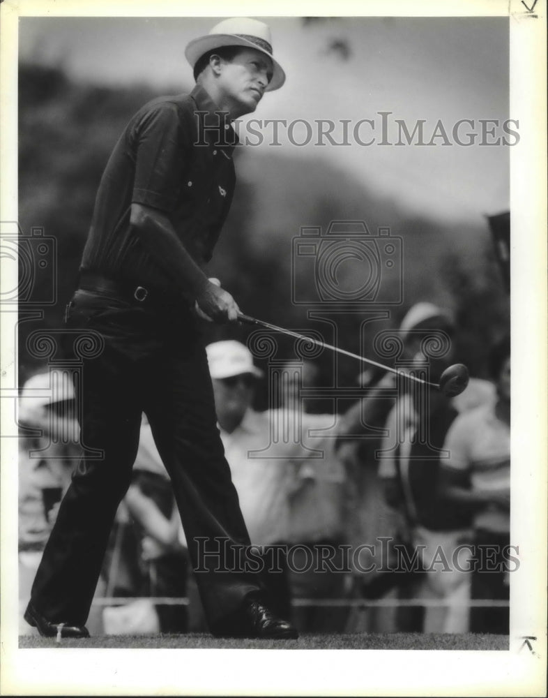 1988 Press Photo Senior PGA Tour pro golfer Chi Chi Rodriguez at Dominion- Historic Images