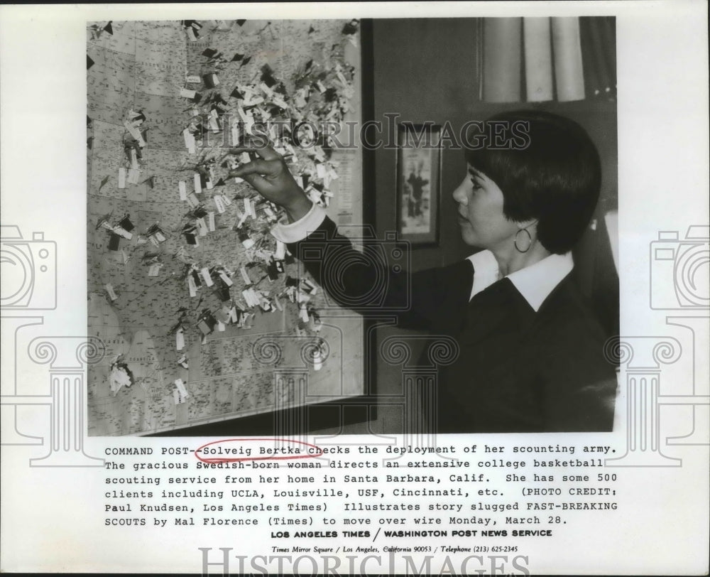 Press Photo College basketball scouting service director Solveig Bertka- Historic Images