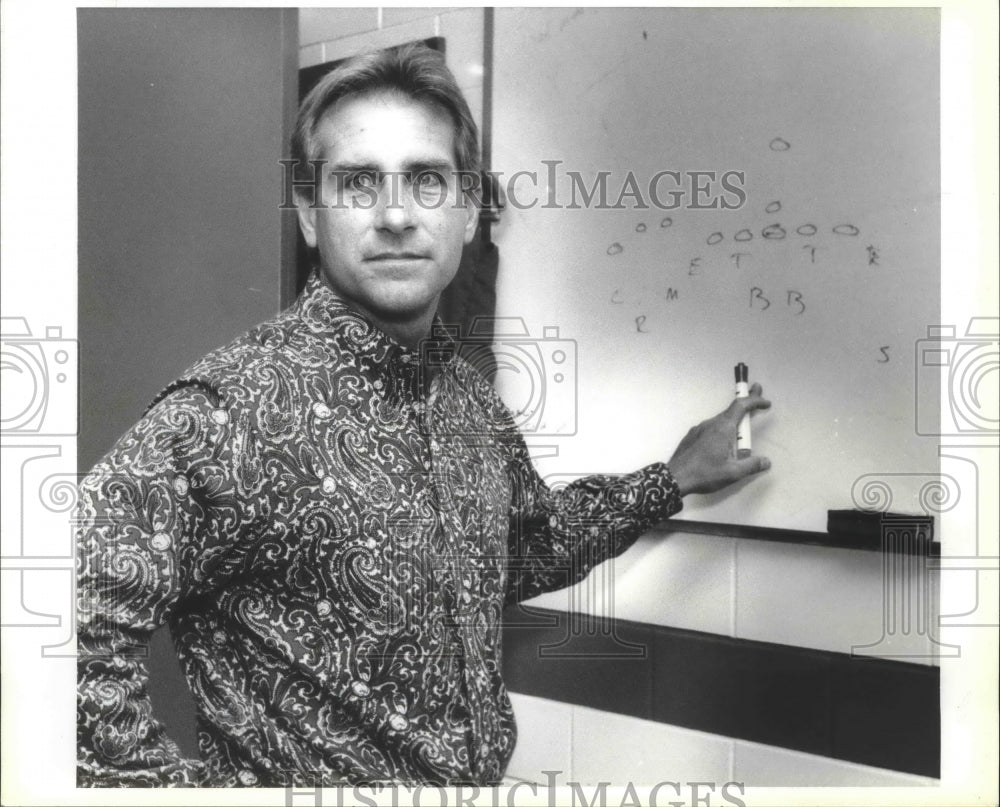 1992 Press Photo Coach Van Fuschak, MacArthur High School - sas02582- Historic Images