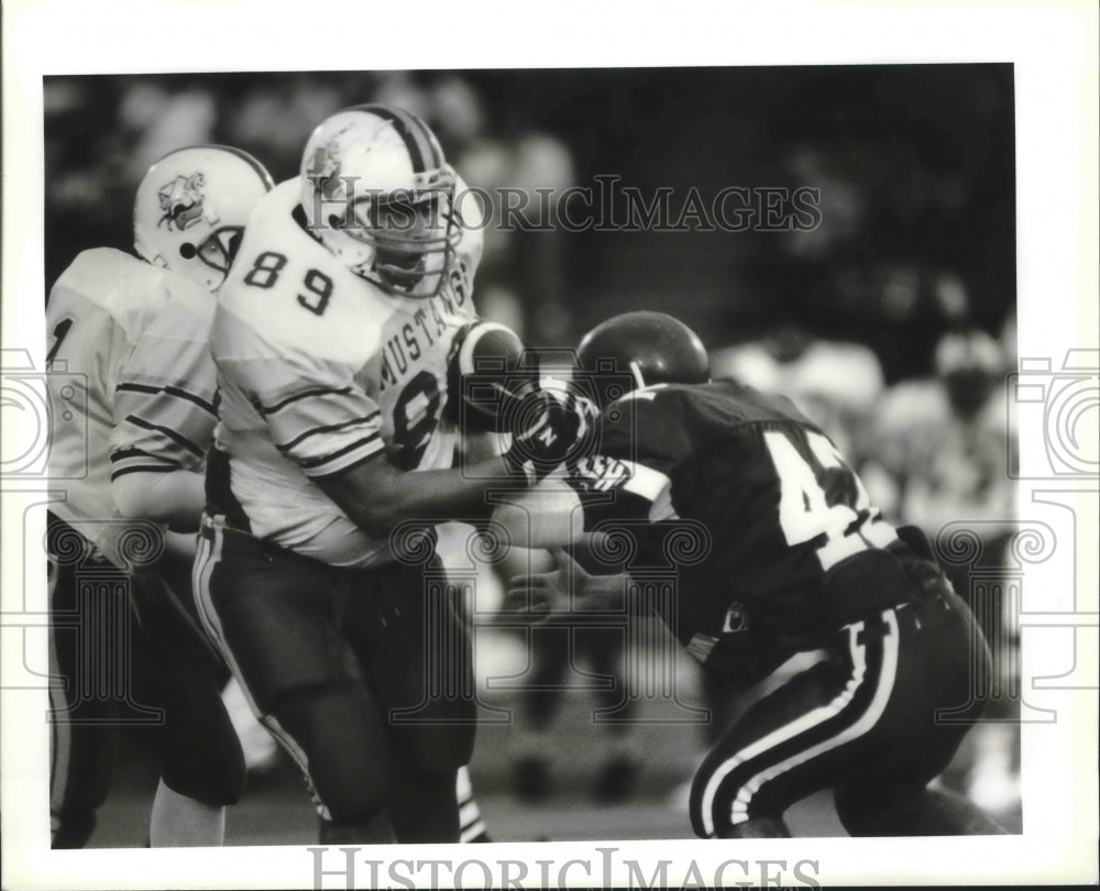 1993 Press Photo Game action of Fox Tech, Jay High School Football Alamo Stadium- Historic Images