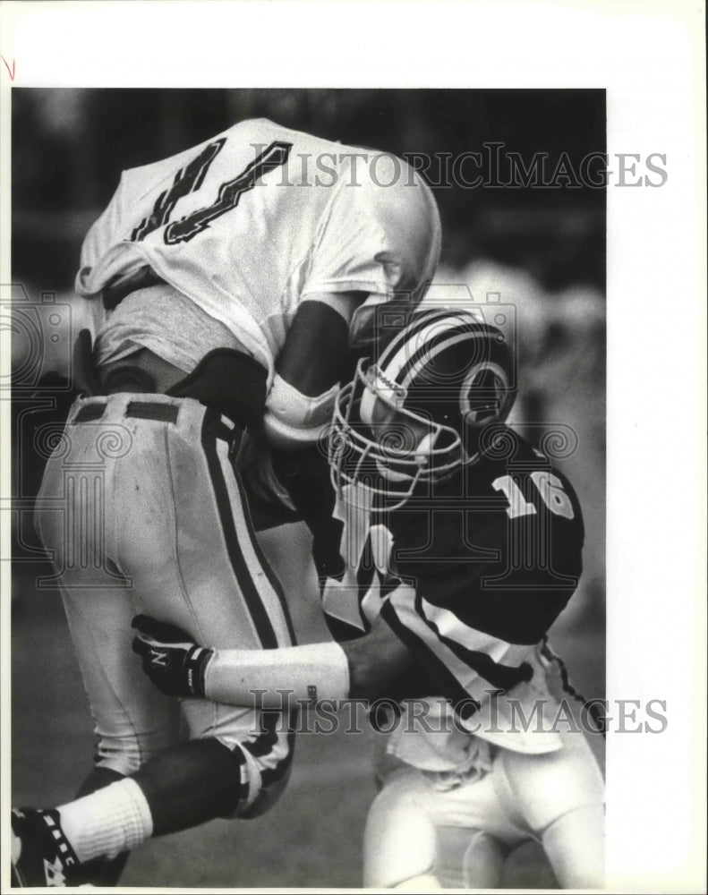 1992 Press Photo Kennedy and Harlandale play a high school football game- Historic Images