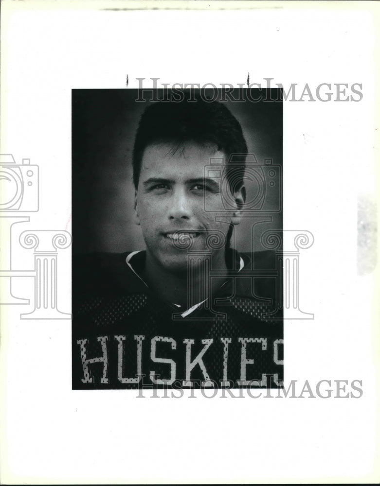 1987 Press Photo Holmes High School, John Mejia, Quarterback - sas03056- Historic Images