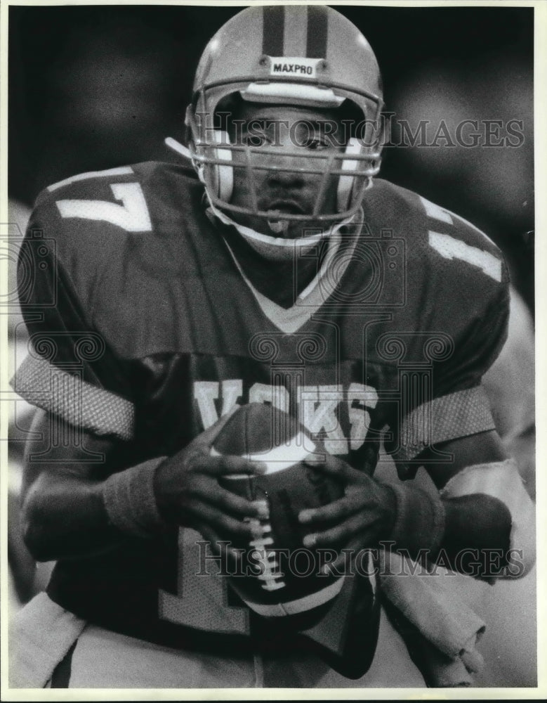 1987 Press Photo Lanier High football quarterback Walter Lopez vs. West Campus- Historic Images