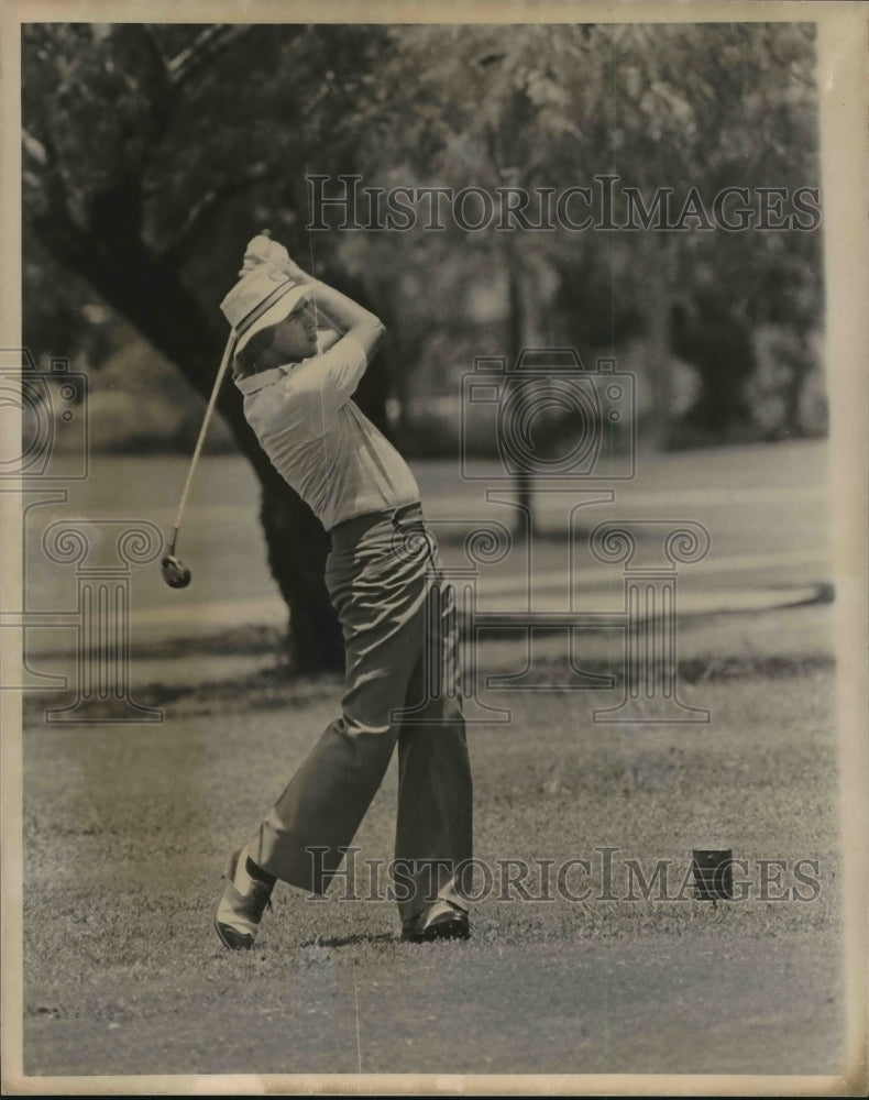 Press Photo Golfer Terry Olivarri - sas03337- Historic Images