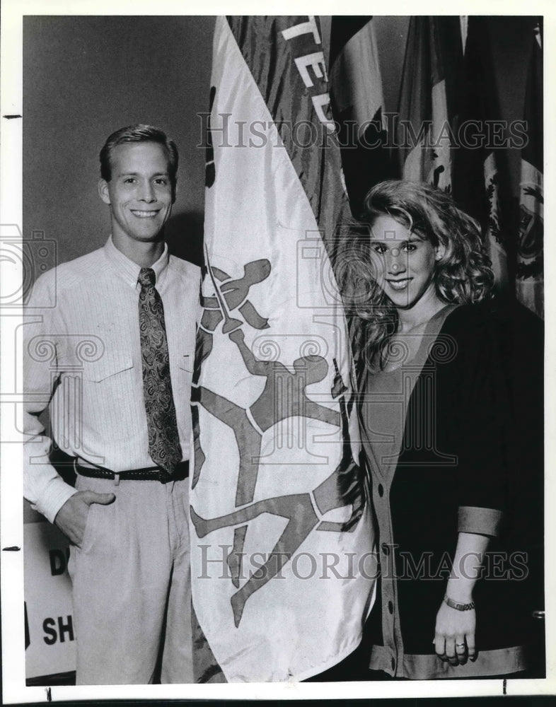 1990 Press Photo Conrad Adams &amp; Helen, Reception for Olympics, Holiday Inn- Historic Images