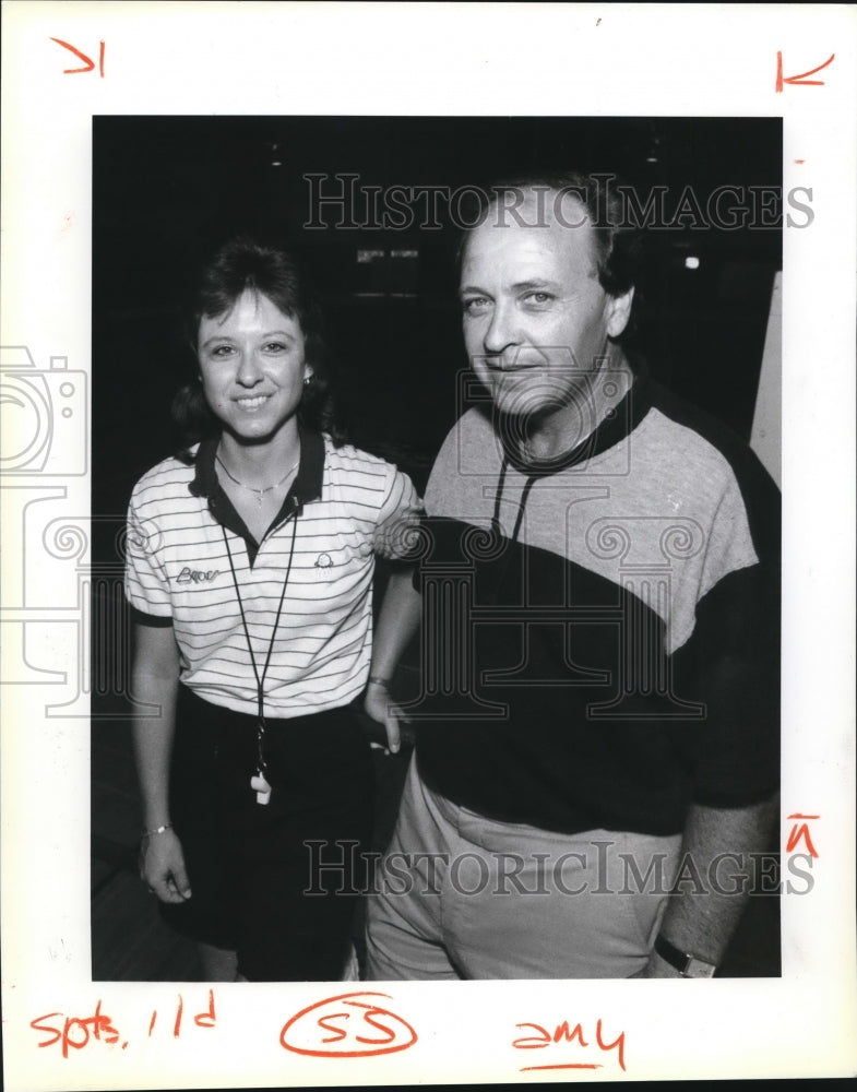 1989 Press Photo David &#39;Tex&#39; Anders, Boys Basketball Coach with Daughter Amy- Historic Images