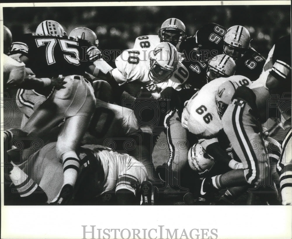 1989 Press Photo Judson Versus East Central High School Football Game Pileup- Historic Images