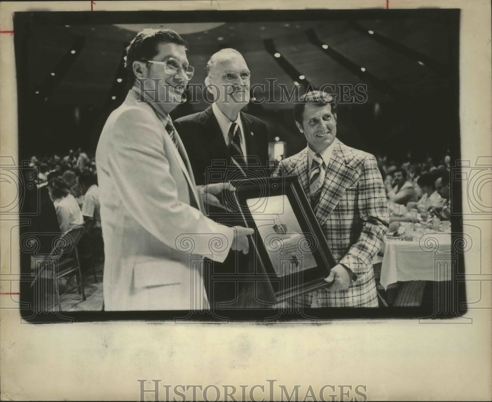 1977 Press Photo Emory Billard, Ed Scharfer, Dr. Charles Wiseman - sas03980- Historic Images