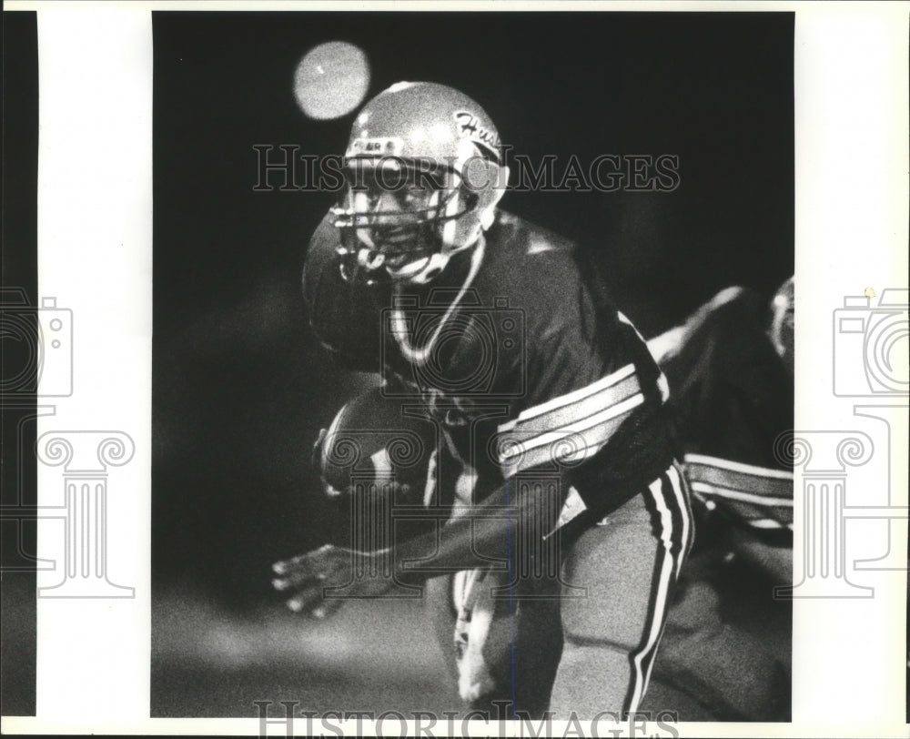 1992 Press Photo Tony Darden in Playoff Football Game at Northside Stadium- Historic Images