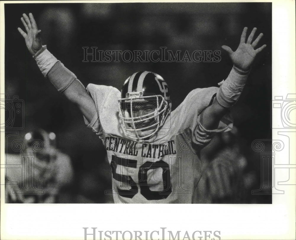 1988 Press Photo Fabian Reta, Central Catholic High School Football Player- Historic Images