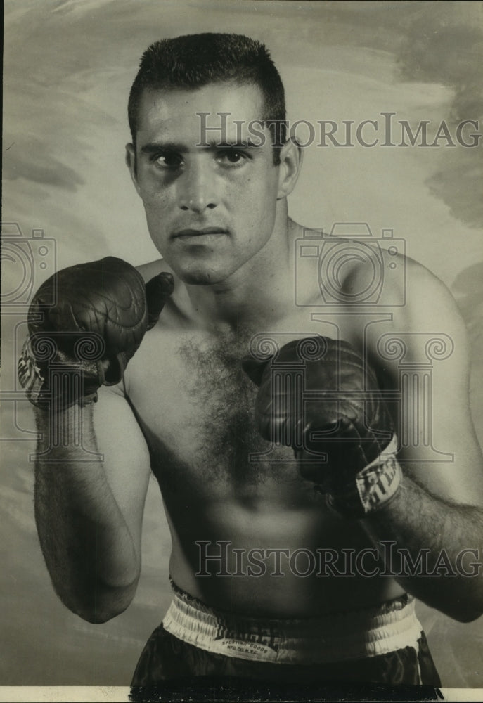 1962 Press Photo Boxer Vic Graffin, Texas Lightweight - sas04408- Historic Images