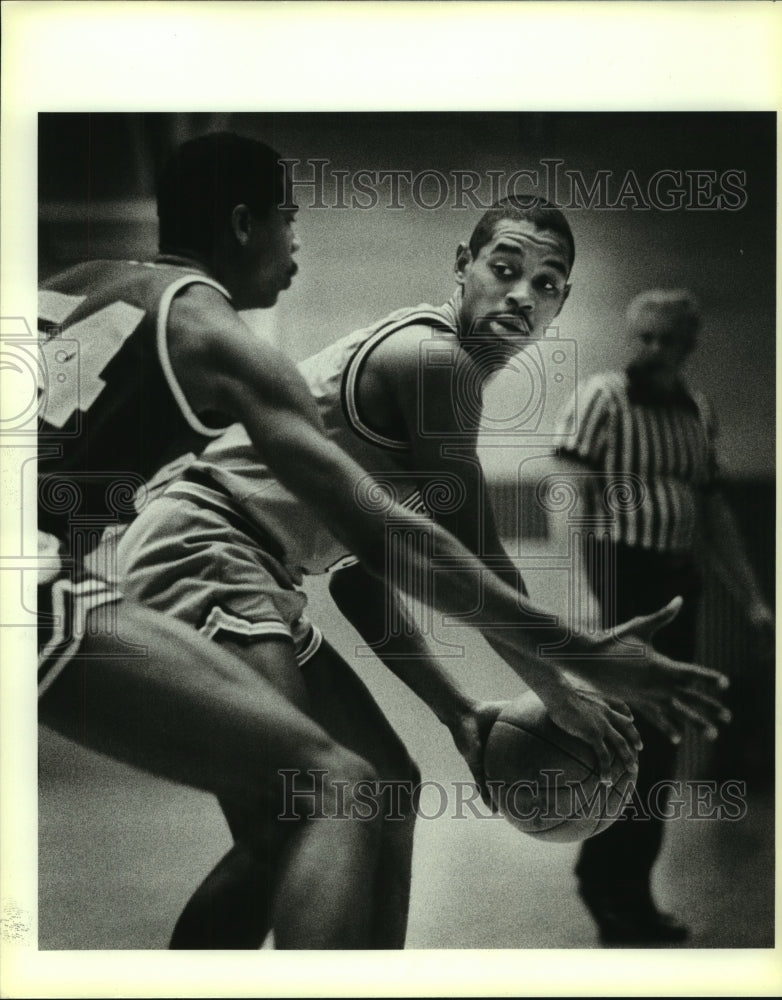 1986 Press Photo Texas-San Antonio and Baylor play men's college basketball- Historic Images