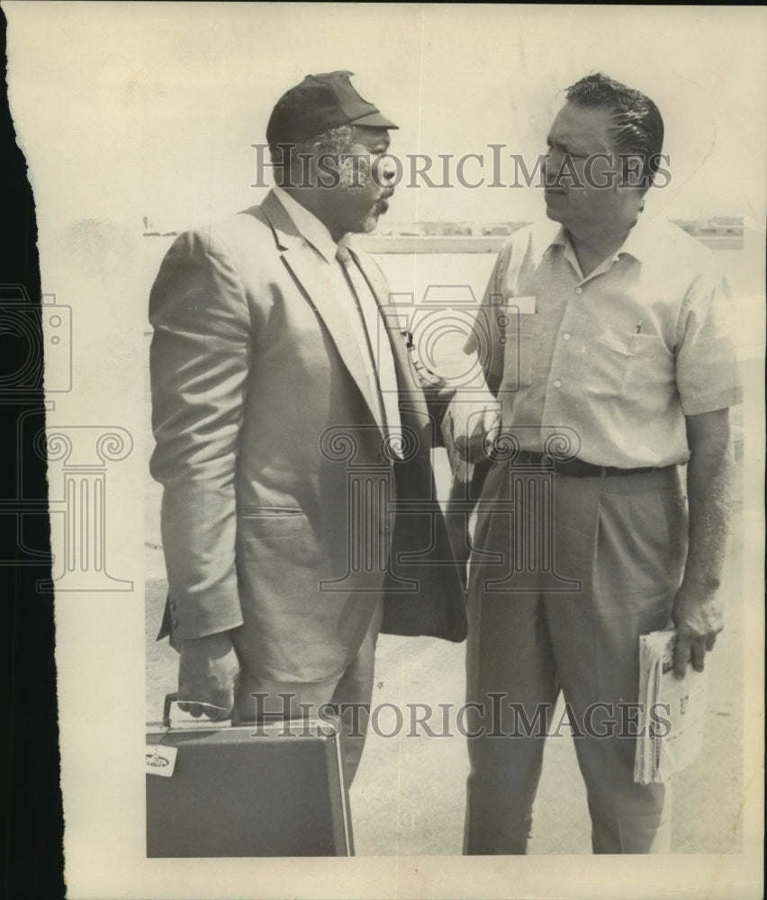 Press Photo Boxing&#39;s Tony Padilla with Archie Moore - sas04547- Historic Images