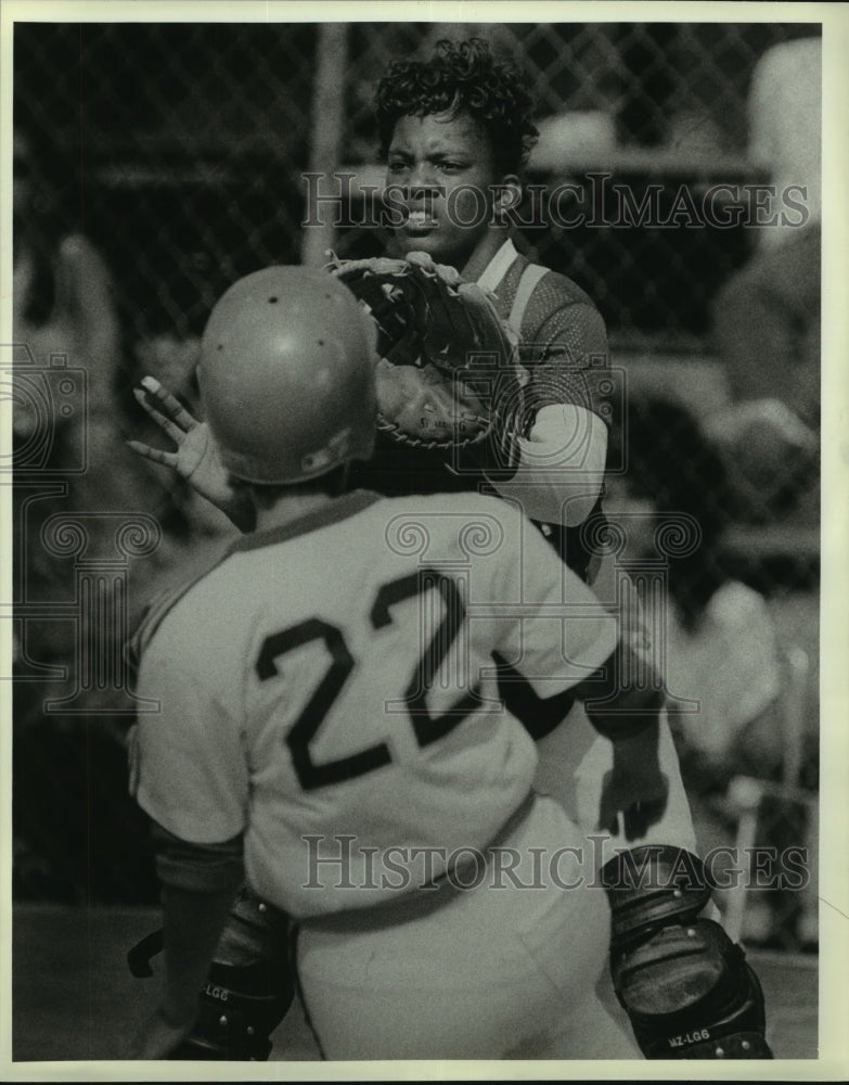 1989 Press Photo Jenny Zolecki, Saint May's Softball Player Slides Home at Game- Historic Images