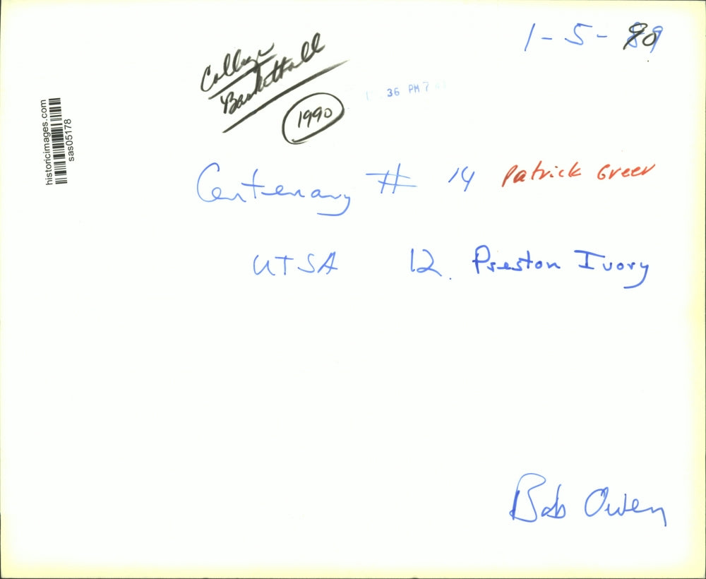 1990 Press Photo Centenary and Texas-San Antonio play college basketball