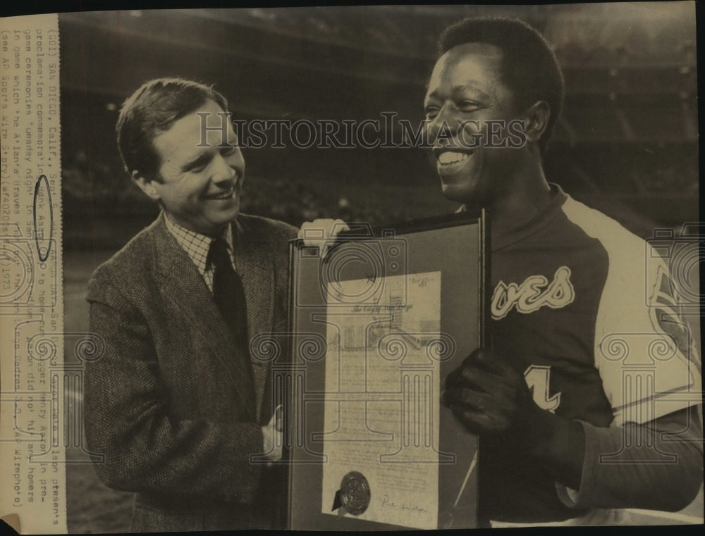 1973 Press Photo Hank Aaron, Atlanta Braves Baseball Player at San Diego Stadium- Historic Images