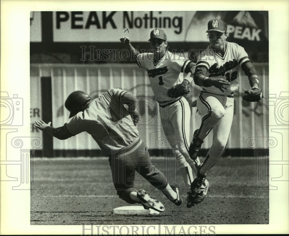 1983 Press Photo Jerry Brown, Corky Swindel, Mark Massay, College Baseball- Historic Images