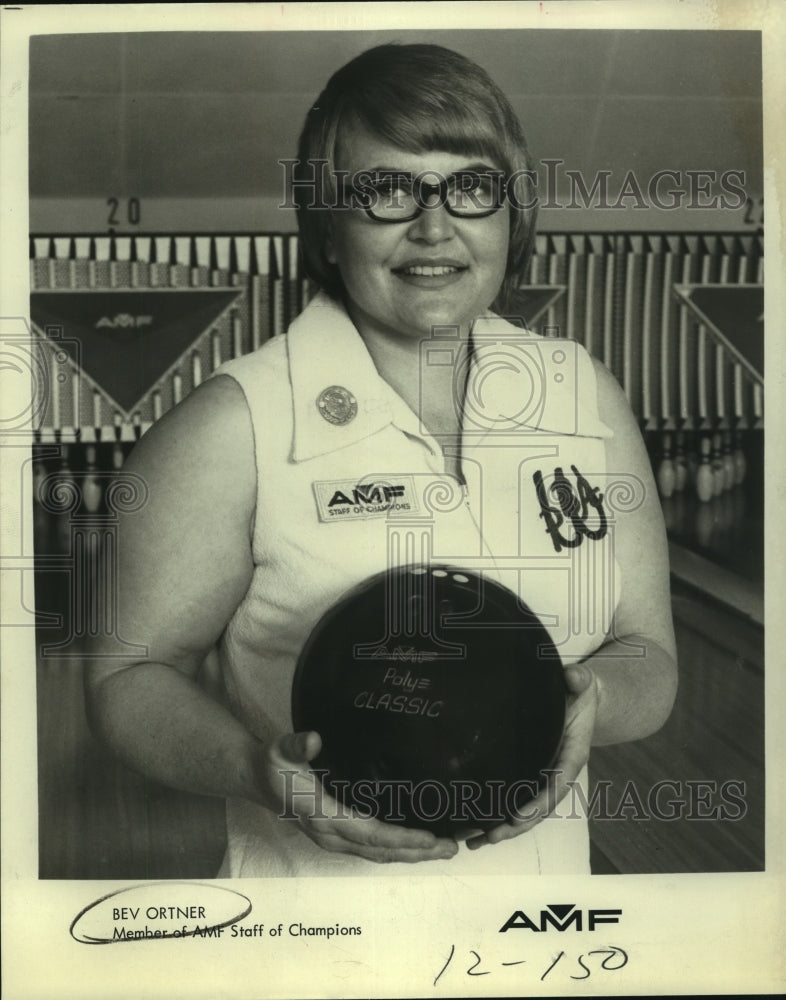 1978 Press Photo Bev Ortner, Bowler & Member of AMF Staff of Champions- Historic Images