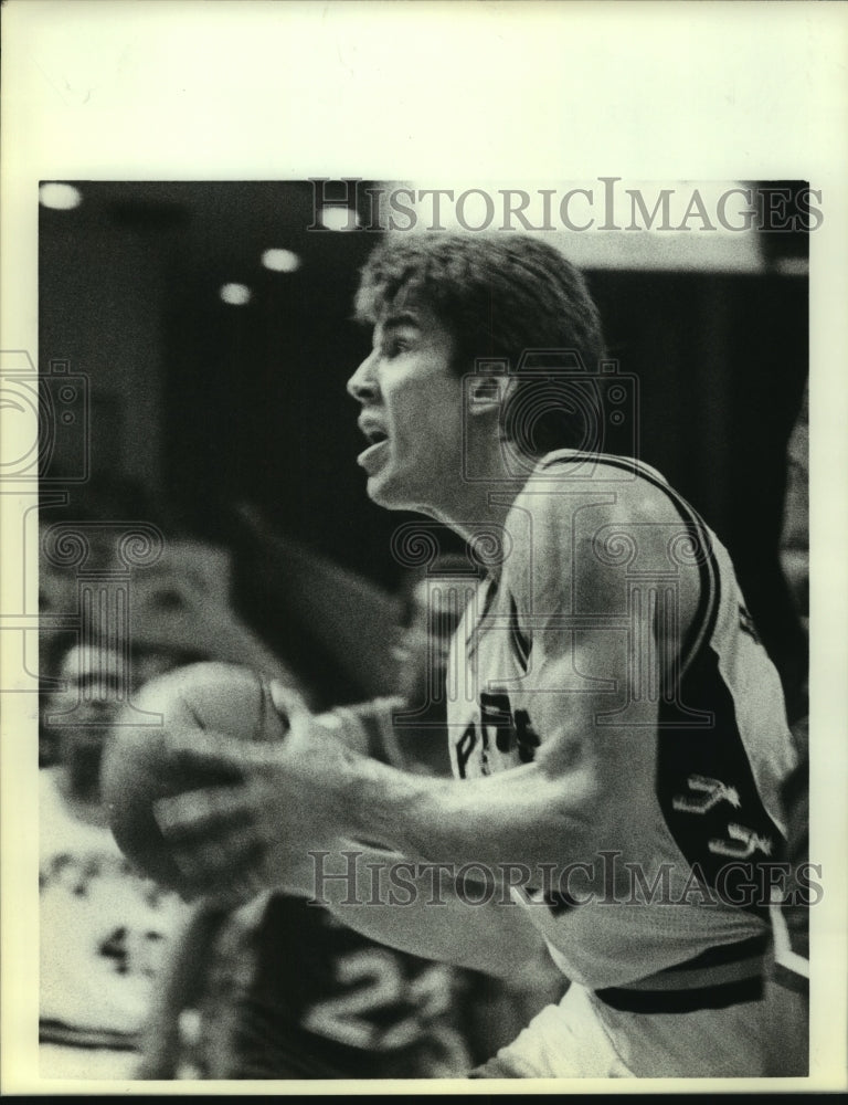 1989 Press Photo Spurs Basketball, Frank Brickowski, against Dallas - sas05973- Historic Images