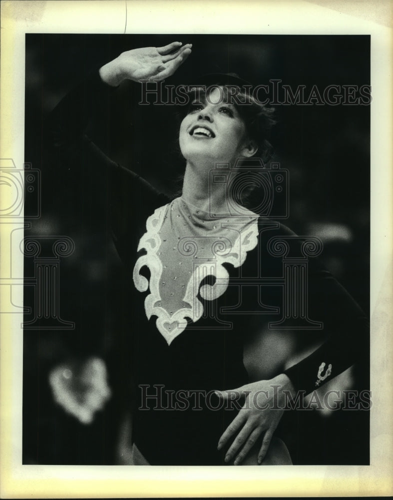 1982 Press Photo Quick Silver Dancer, Spurs Basketball - sas06008- Historic Images