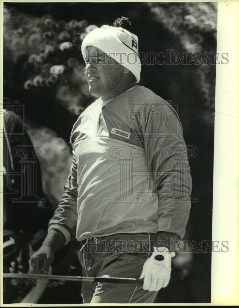 1985 Press Photo Jim Colbert, #14T, Cold Weather, Golf - sas06091- Historic Images
