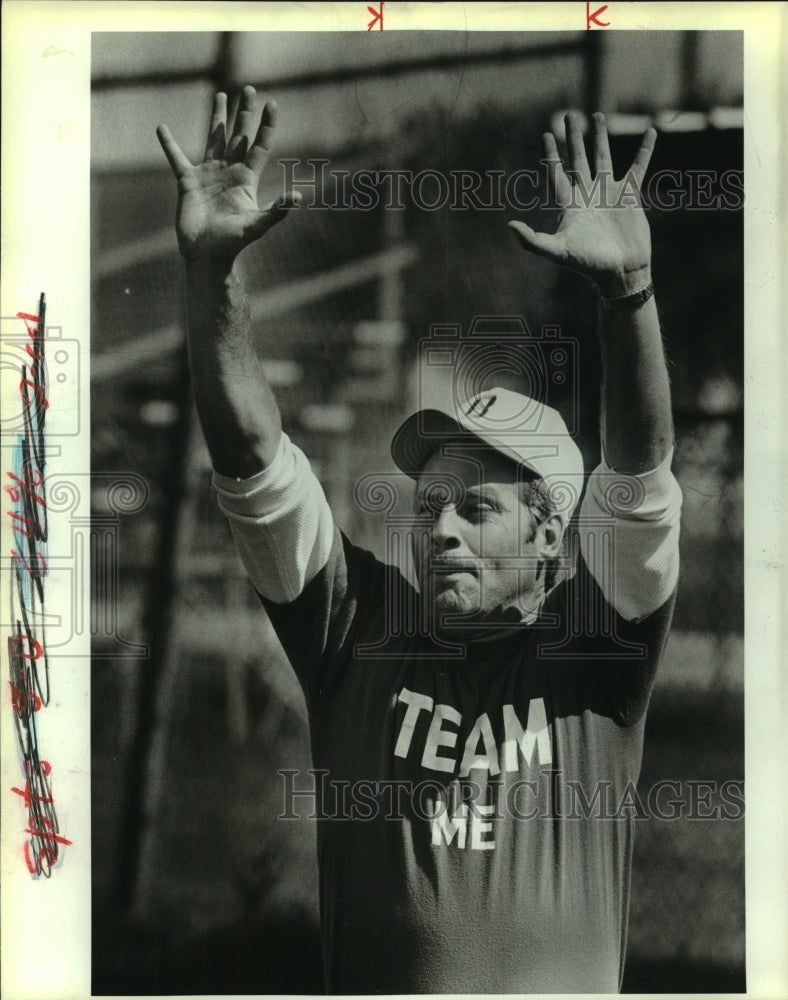 1988 Press Photo Frank Chumbley, Baseball Coach of Burbank - sas06110- Historic Images
