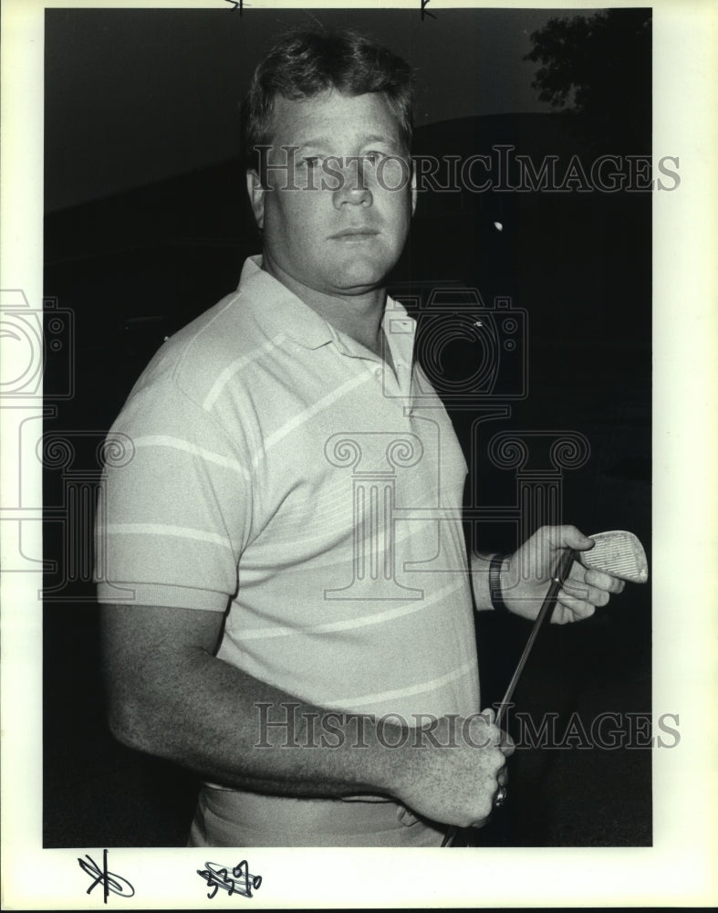 1990 Press Photo Alamo Heights High School Golf Coach Don Byrd - sas06156- Historic Images