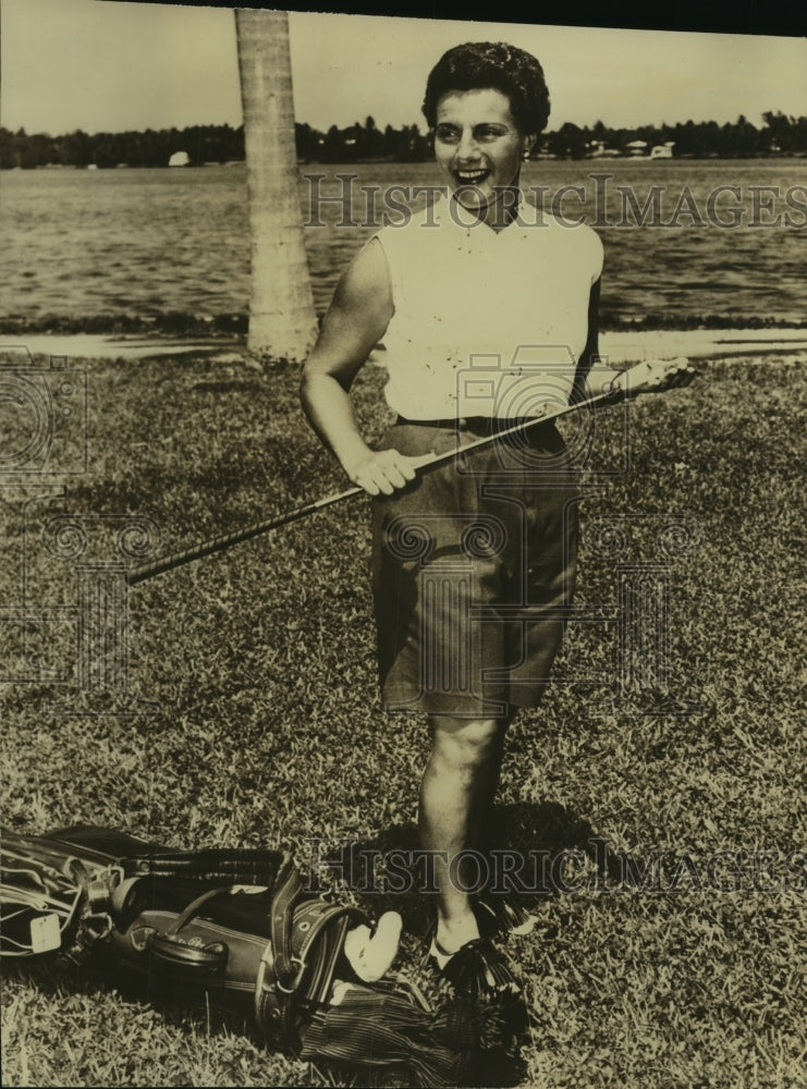Press Photo Golfer Betty Bush - sas06291- Historic Images